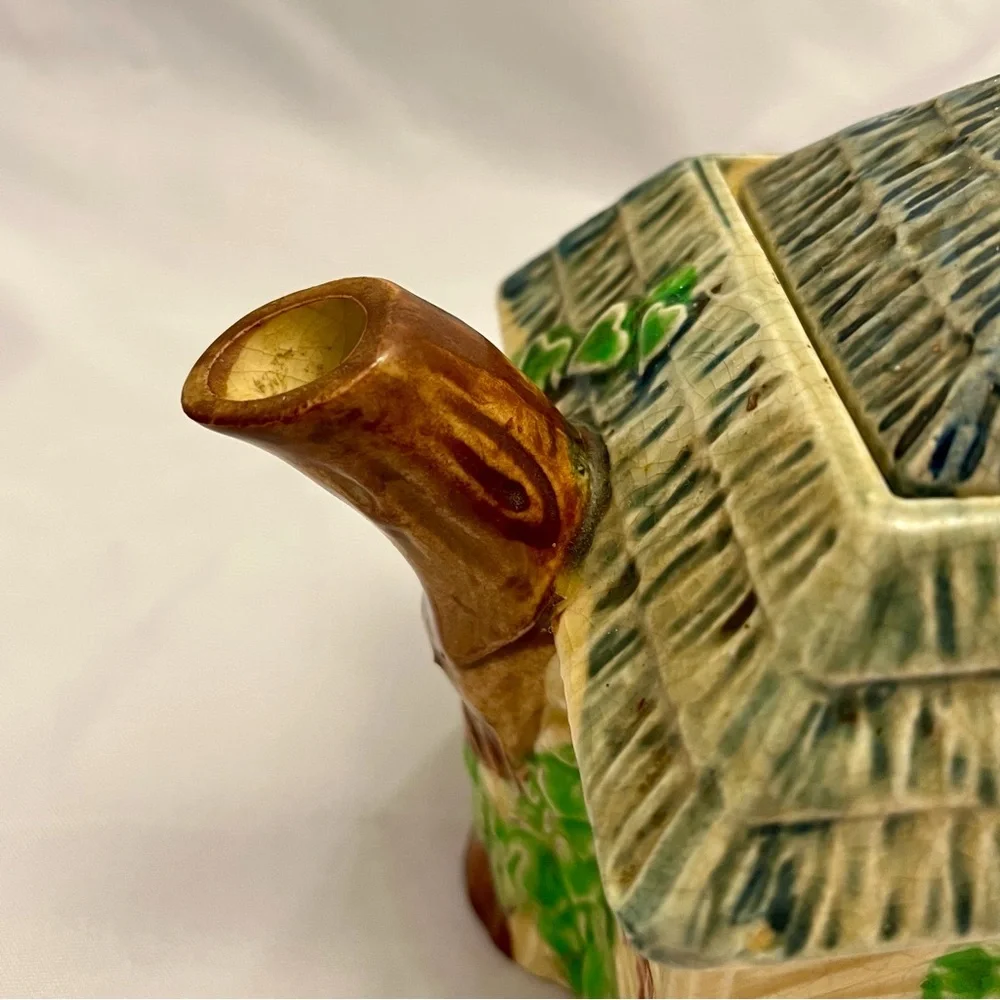 Small English Cottage Inspired Glazed Ceramic Lidded Teapot, Vintage GUC